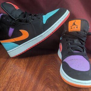 Nike Air Jordan 1 Mid GS Candy 554725-083 Sneakers Size 4.5Y Boys Girls High top